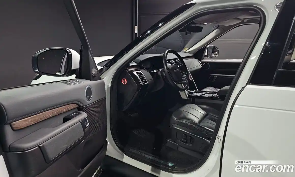 Land Rover Discovery 2019 3.0 автомат (гидро), фото 10