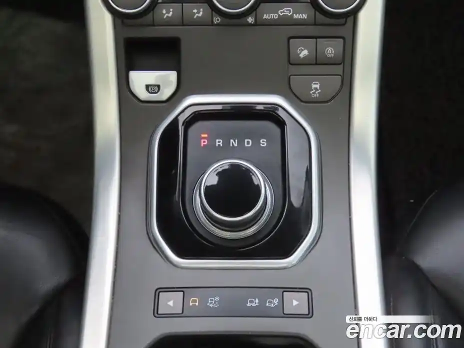 Land Rover Range Rover Evoque 2018 2.0 автомат (гидро), фото 12