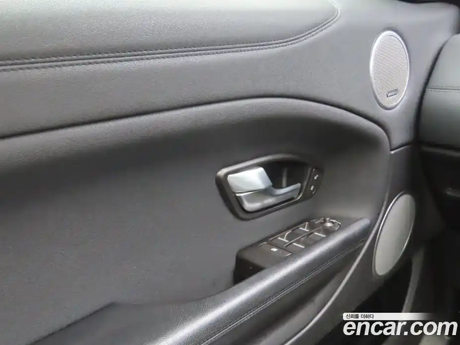 Land Rover Range Rover Evoque 2018 2.0 автомат (гидро), фото 13