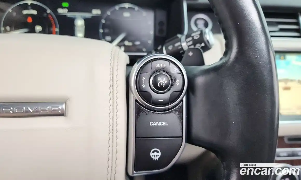 Land Rover Range Rover 2014 4.4 автомат (гидро), фото 16