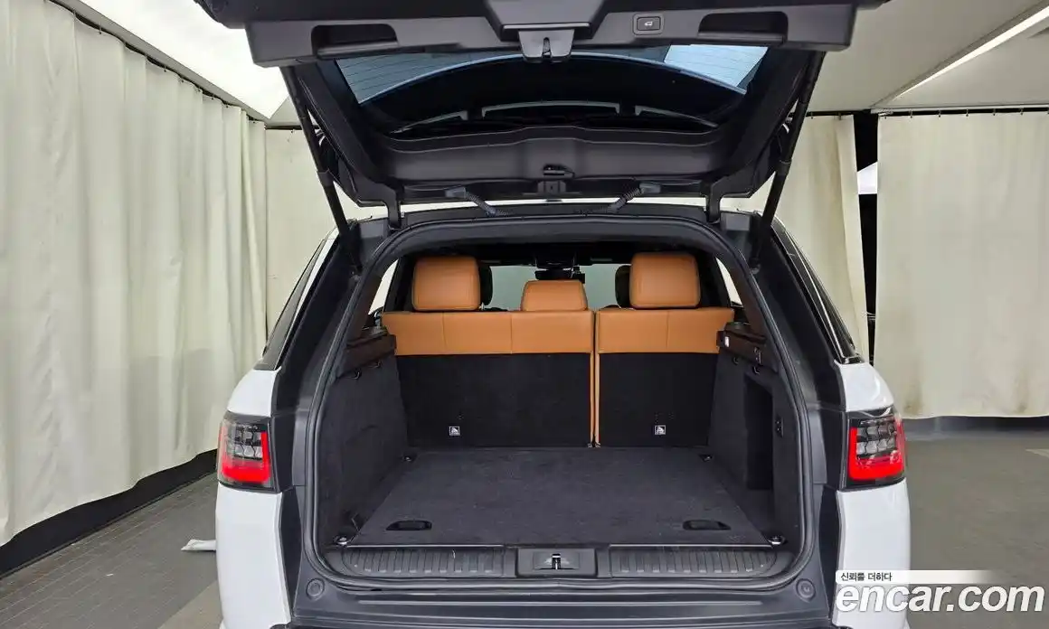 Land Rover Range Rover Sport 2019 3.0 автомат (гидро), фото 20