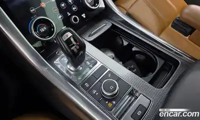 Land Rover Range Rover Sport 2019 3.0 автомат (гидро), миниатюра 9