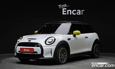 Mini Cooper, 2023, 25 496 км
