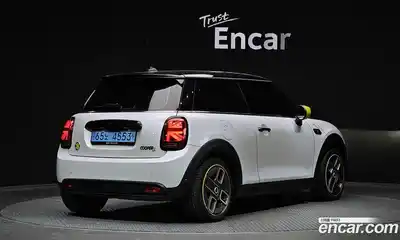 Mini Cooper 2023 автомат (гидро), миниатюра 2