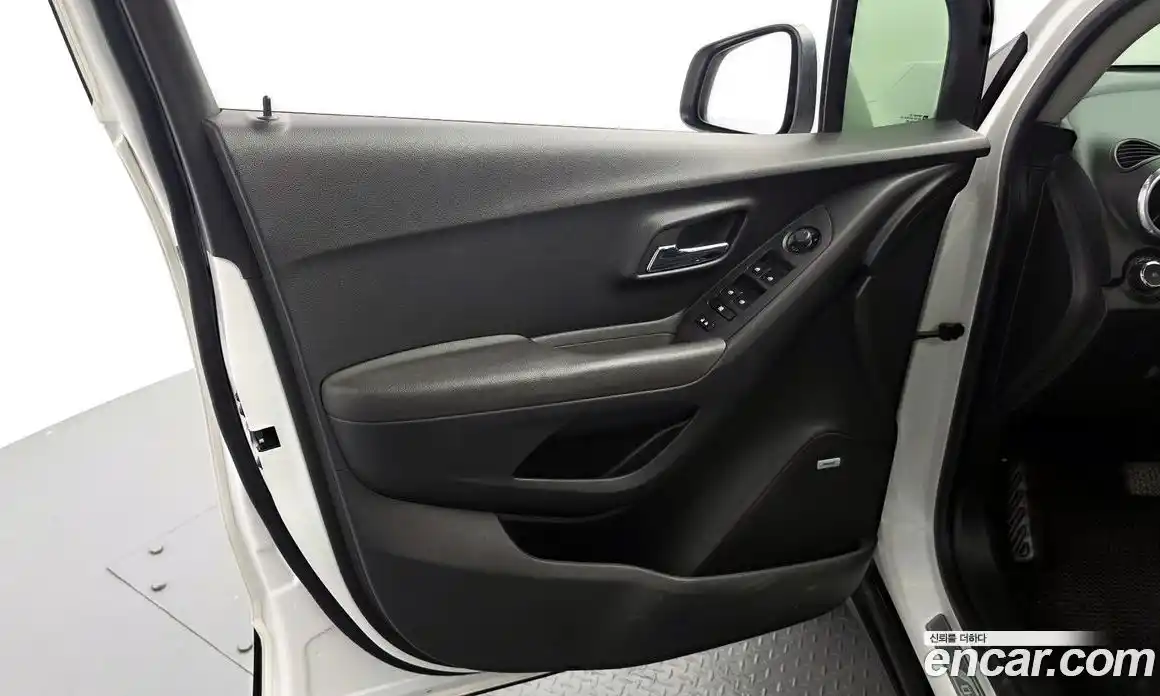 Chevrolet Trax 2013 1.4 автомат (гидро), фото 14