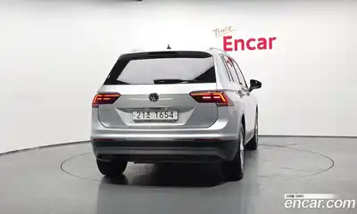 Volkswagen Tiguan 2018 2.0 автомат (гидро), миниатюра 4