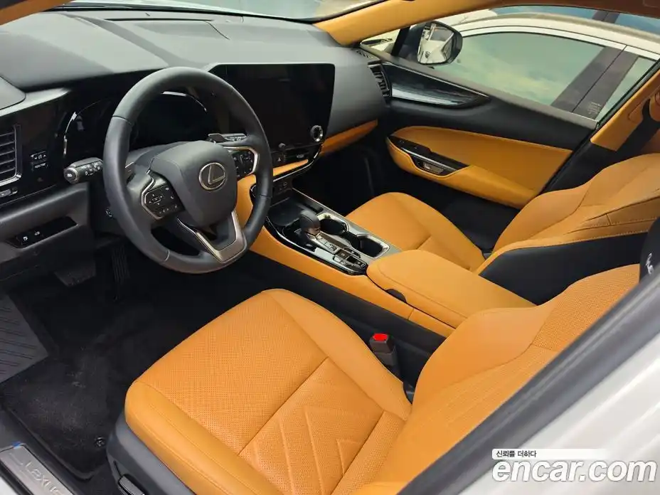 Lexus NX 2025 2.5 автомат (гидро), фото 6 Lexus NX 2025 2.5 автомат (гидро), фото 6