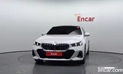 BMW 5 серия 2025 2.0 автомат (гидро), миниатюра 3