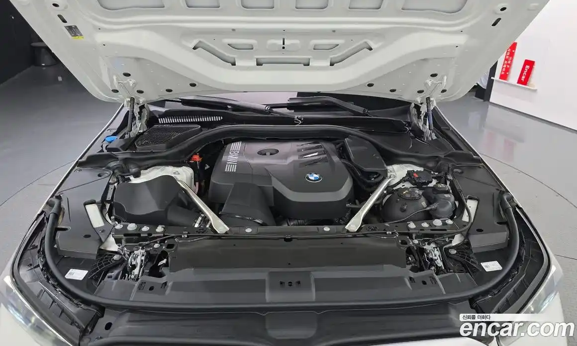 BMW 5 серия 2025 2.0 автомат (гидро), фото 6