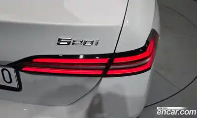 BMW 5 серия 2025 2.0 автомат (гидро), миниатюра 9