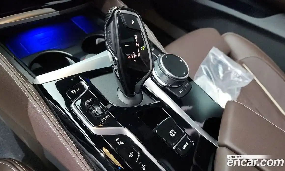BMW 6 серия 2024 3.0 автомат (гидро), фото 12