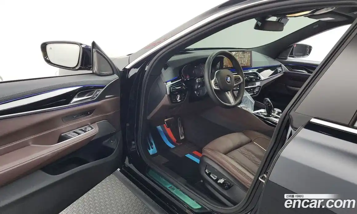 BMW 6 серия 2024 3.0 автомат (гидро), фото 13