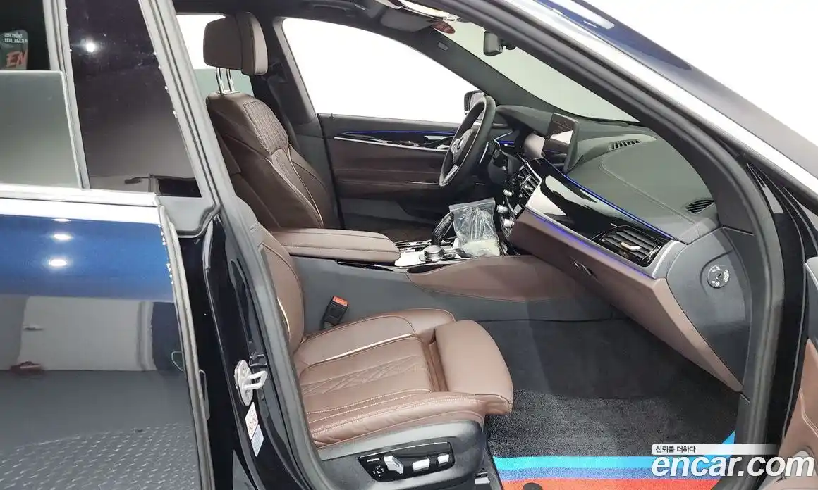 BMW 6 серия 2024 3.0 автомат (гидро), фото 16