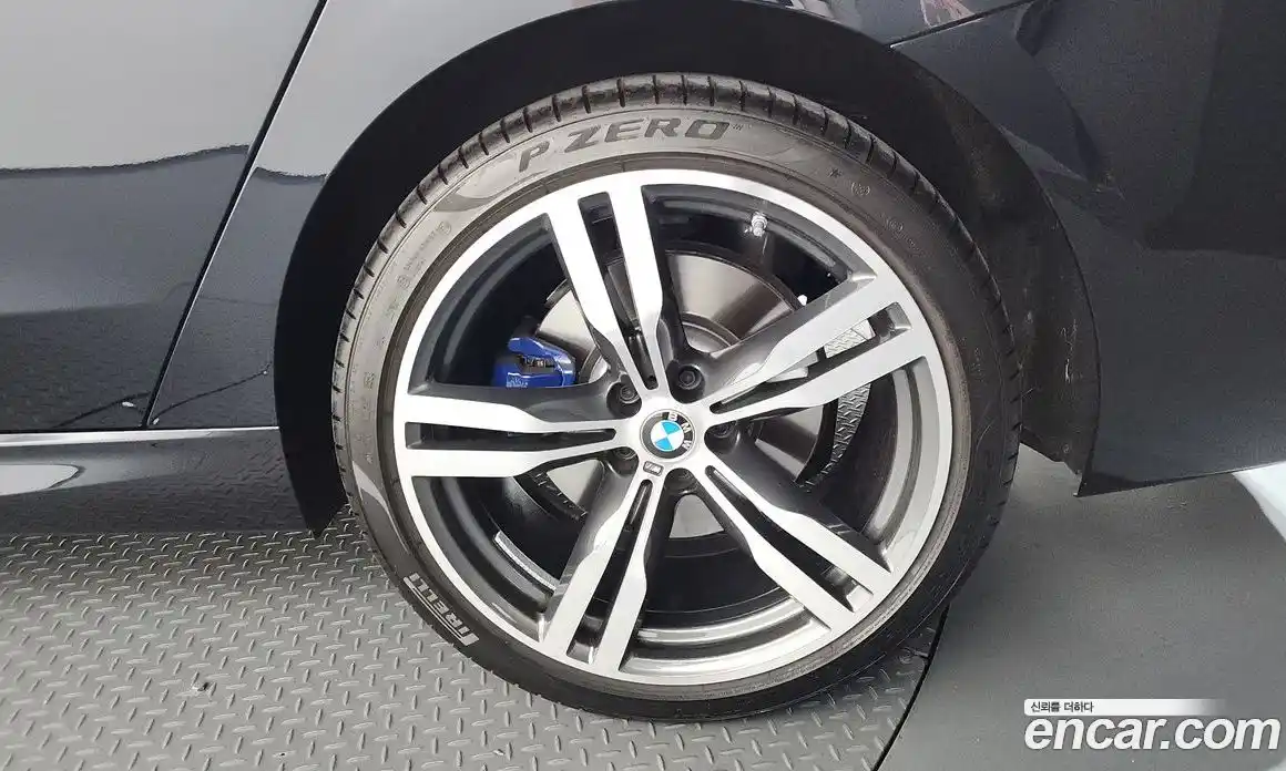 BMW 6 серия 2024 3.0 автомат (гидро), фото 7