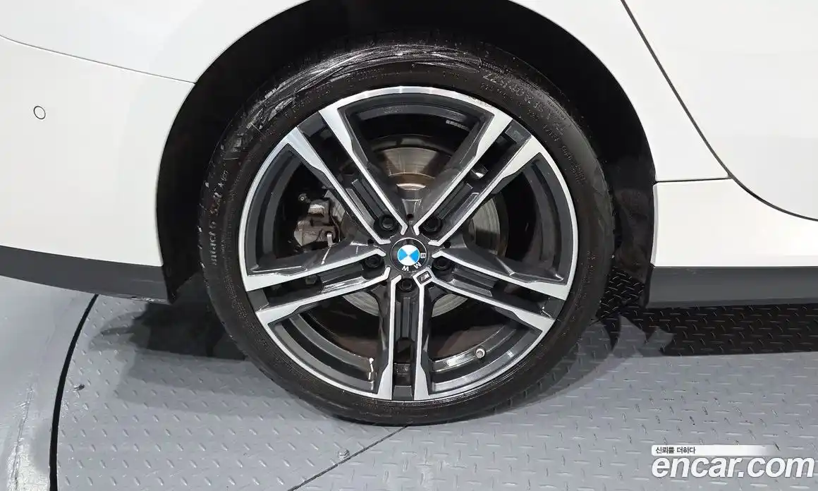 BMW 2 серия 2023 2.0 автомат (гидро), фото 5