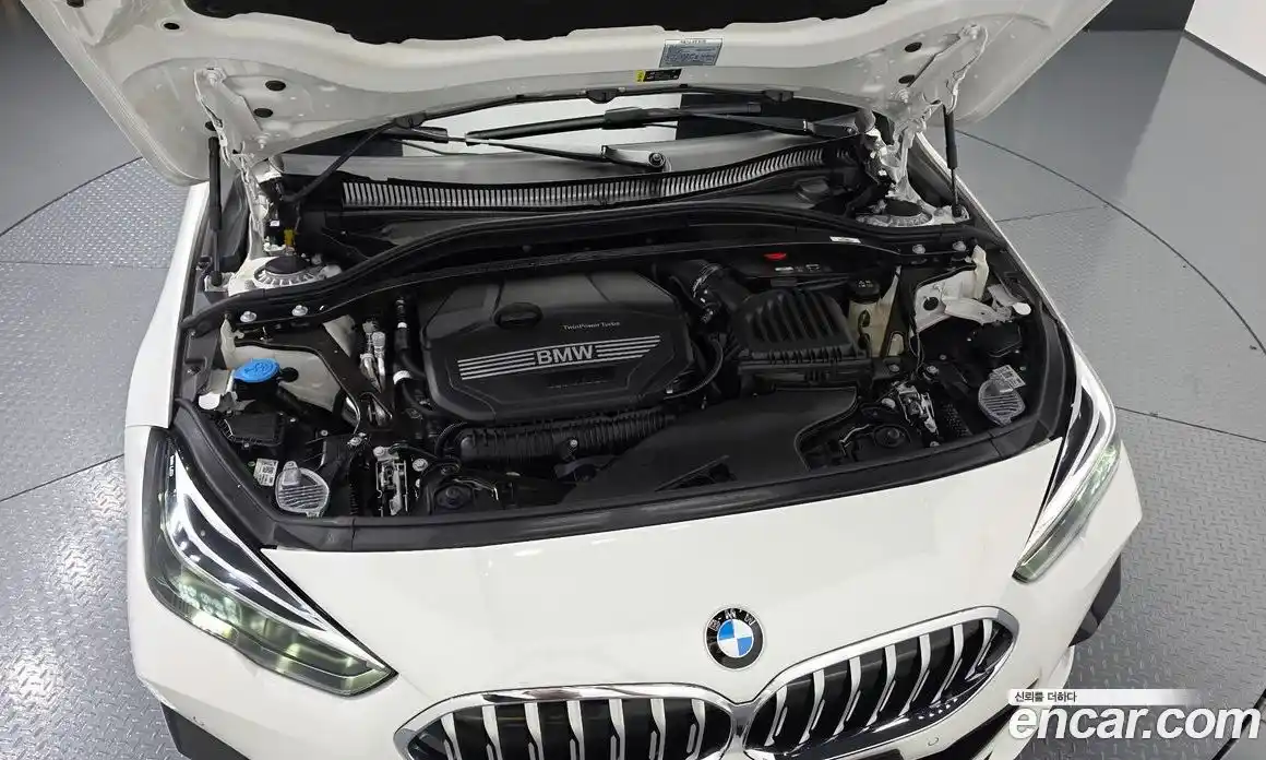 BMW 2 серия 2023 2.0 автомат (гидро), фото 6