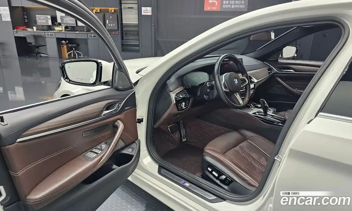 BMW 5 серия 2020 2.0 автомат (гидро), фото 12