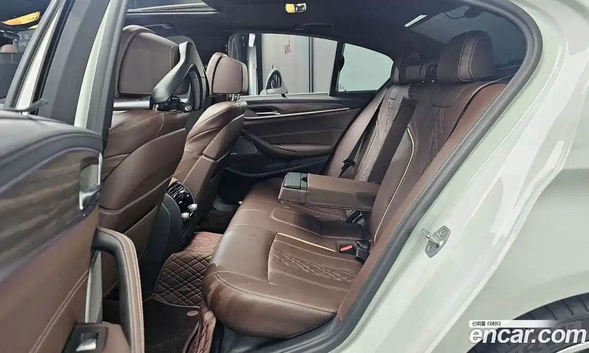BMW 5 серия 2020 2.0 автомат (гидро), фото 17