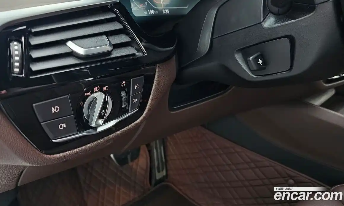 BMW 5 серия 2020 2.0 автомат (гидро), фото 28