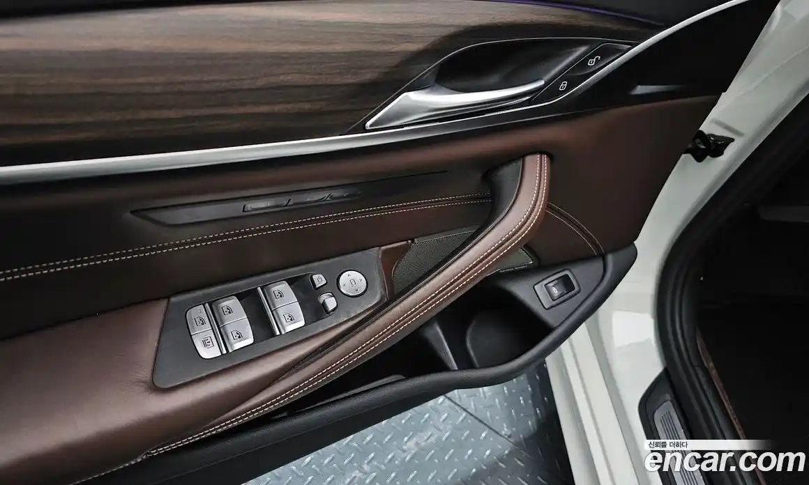 BMW 5 серия 2020 2.0 автомат (гидро), фото 29