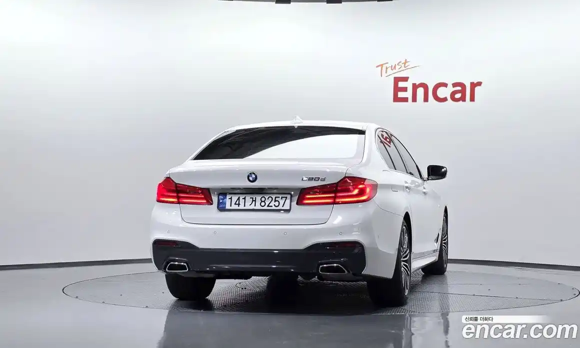 BMW 5 серия 2020 2.0 автомат (гидро), фото 3