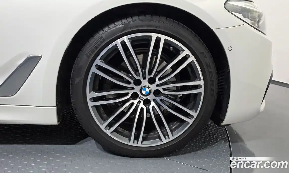 BMW 5 серия 2020 2.0 автомат (гидро), фото 6