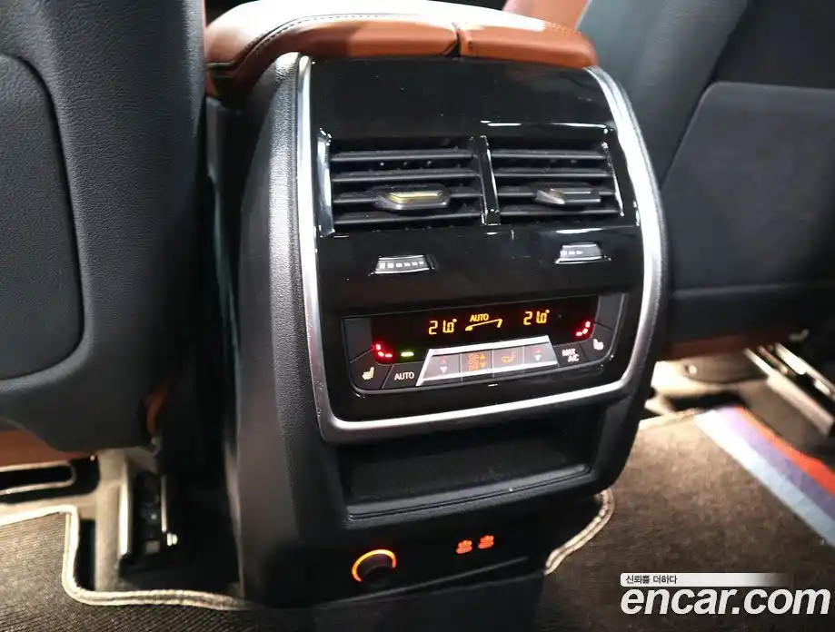 BMW X5 2024 4.4 автомат (гидро), фото 17