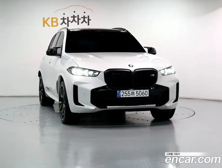 BMW X5 2024 4.4 автомат (гидро), фото 3