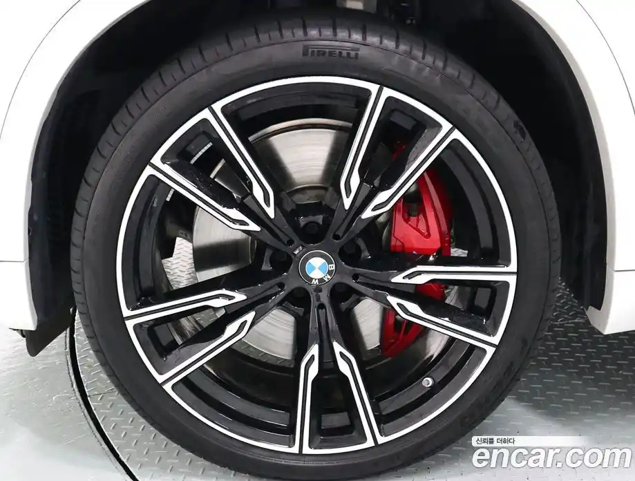 BMW X5 2024 4.4 автомат (гидро), фото 5