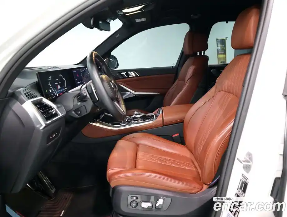 BMW X5 2024 4.4 автомат (гидро), фото 10