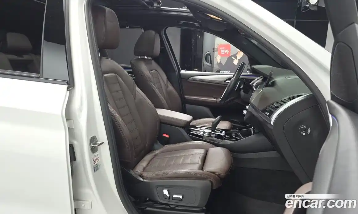 BMW X3 2021 2.0 автомат (гидро), фото 16