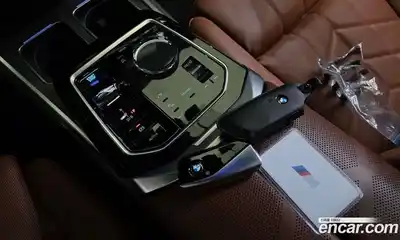 BMW i7 2024 0.3 автомат (гидро), миниатюра 12