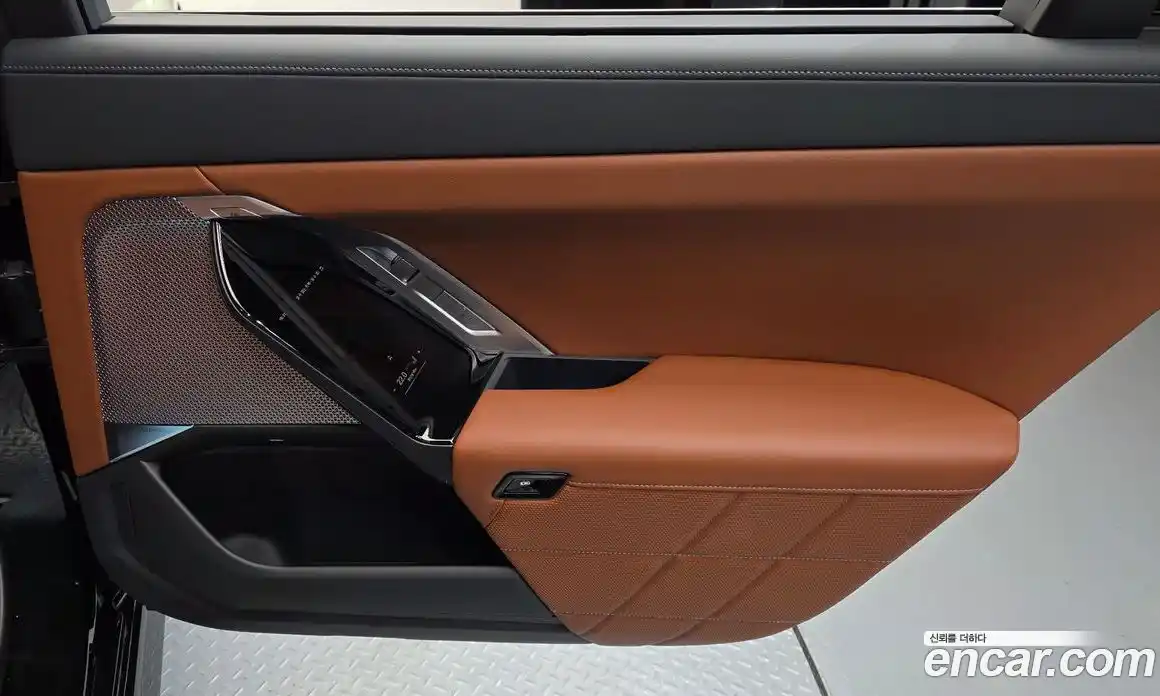 BMW i7 2024 0.3 автомат (гидро), фото 15