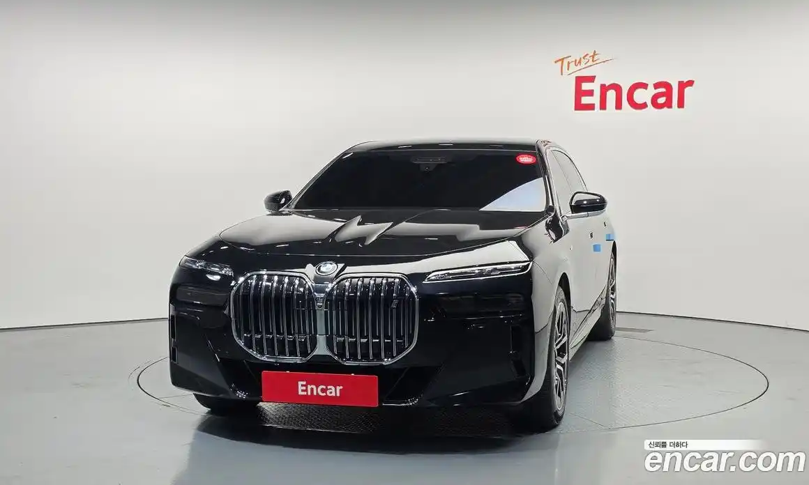 BMW i7 2024 0.3 автомат (гидро), фото 3
