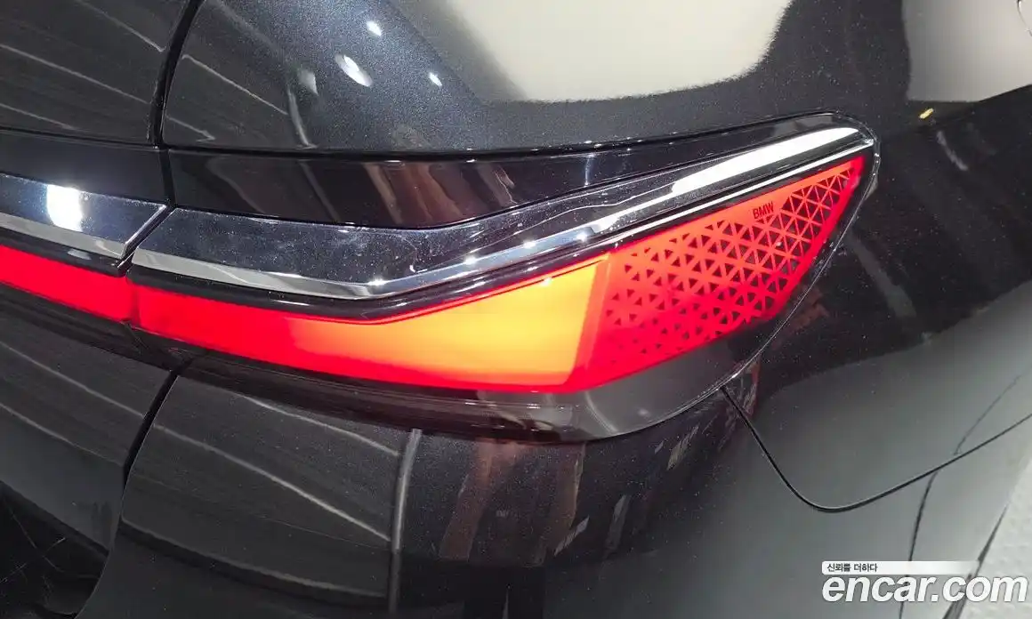 BMW i7 2024 0.3 автомат (гидро), фото 9