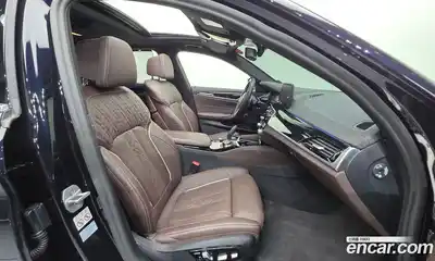 BMW 5 серия 2023 2.0 автомат (гидро), миниатюра 10