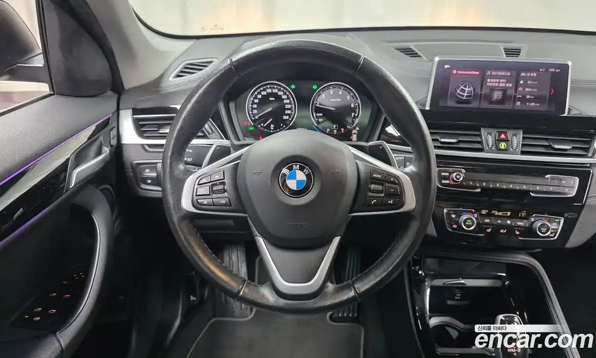BMW X1 2022 2.0 автомат (гидро), фото 14