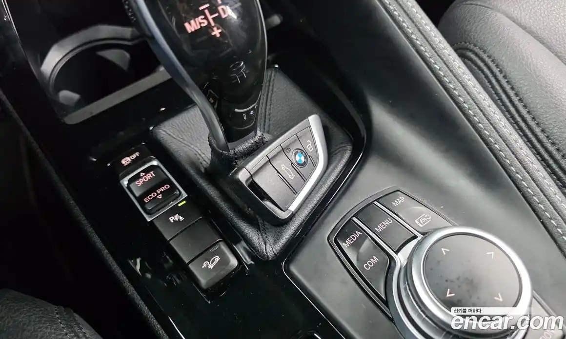 BMW X1 2022 2.0 автомат (гидро), фото 18