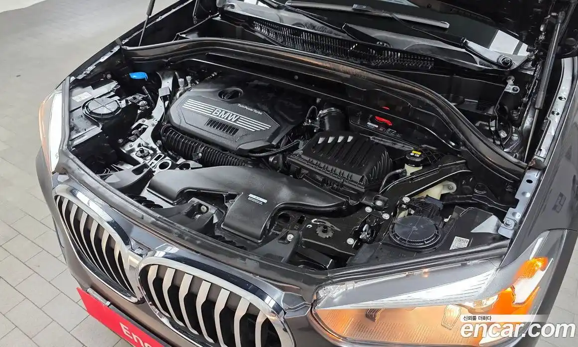 BMW X1 2022 2.0 автомат (гидро), фото 6