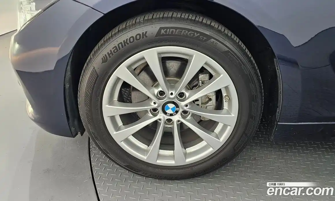 BMW 3 серия 2017 2.0 автомат (гидро), фото 5