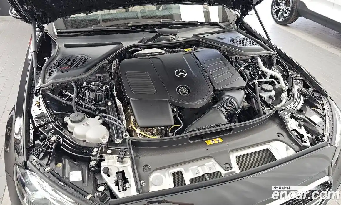 Mercedes-Benz E-Class 2025 2.0 автомат (гидро), фото 6