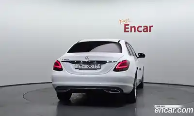 Mercedes-Benz C-Class 2019 1.9 гидро, миниатюра 4 Mercedes-Benz C-Class 2019 1.9 гидро, миниатюра 4