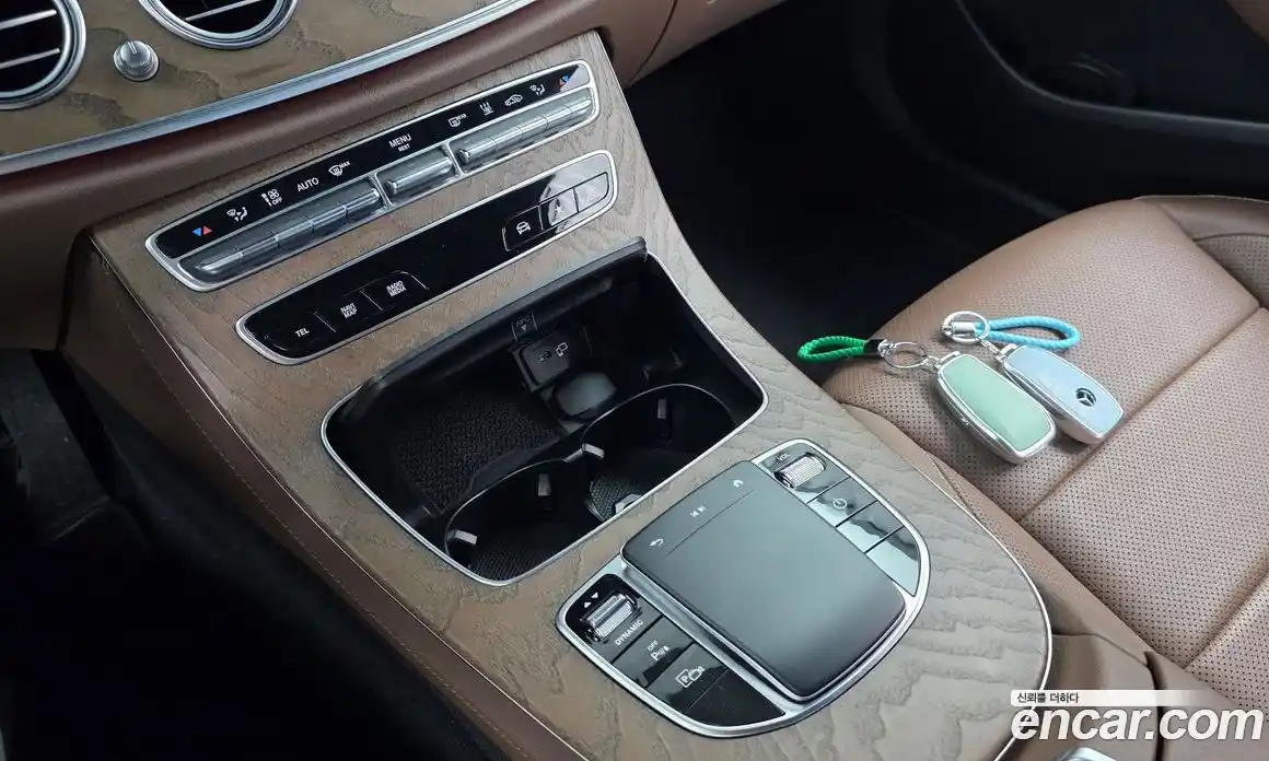 Mercedes-Benz E-Class 2021 2.0 автомат (гидро), фото 27