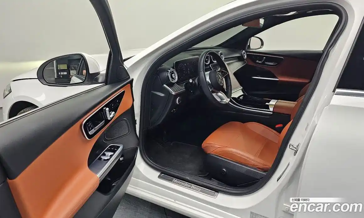 Mercedes-Benz C-Class 2022 2.0 гидро, фото 10 Mercedes-Benz C-Class 2022 2.0 гидро, фото 10