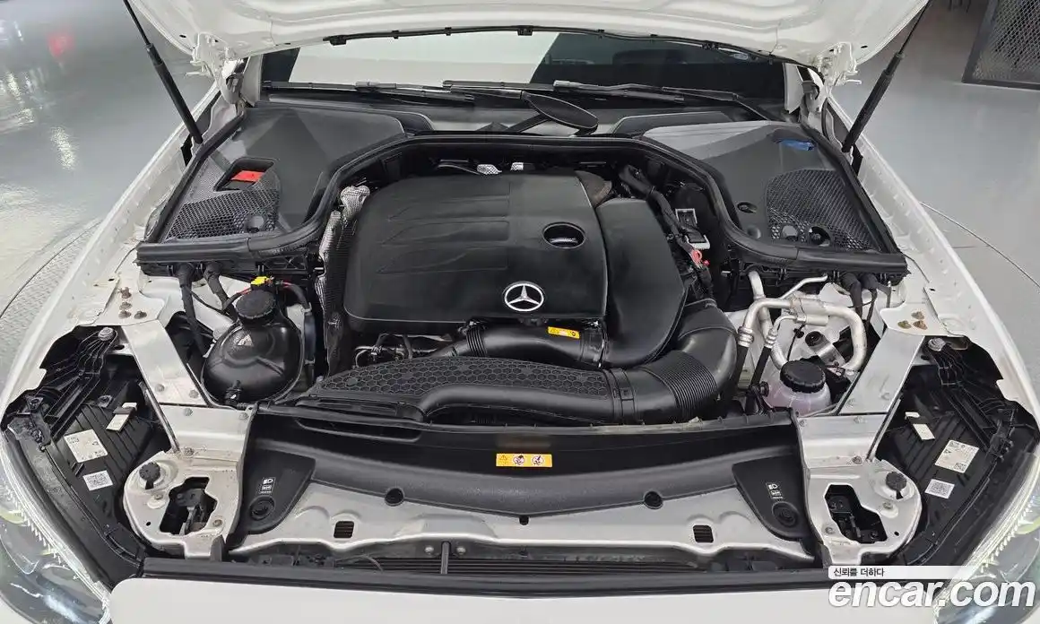 Mercedes-Benz E-Class 2021 2.0 автомат (гидро), фото 6
