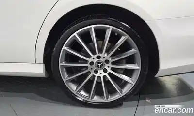 Mercedes-Benz E-Class 2021 2.0 автомат (гидро), миниатюра 7