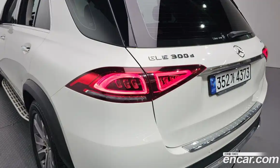 Mercedes-Benz GLE-Class 2022 2.0 гидро, фото 9