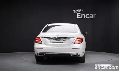 Mercedes-Benz E-Class 2016 1.9 автомат (гидро), миниатюра 4