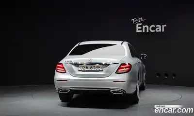 Mercedes-Benz E-Class 2017 1.9 автомат (гидро), миниатюра 4
