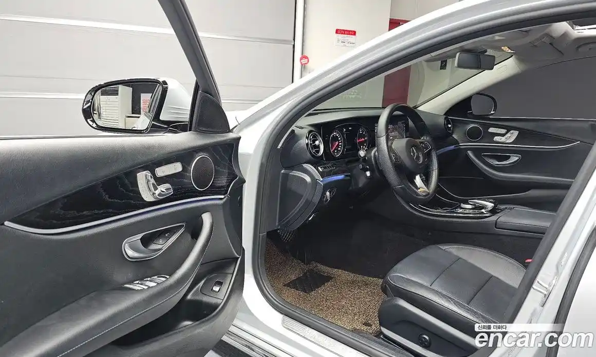 Mercedes-Benz E-Class 2017 1.9 автомат (гидро), фото 10
